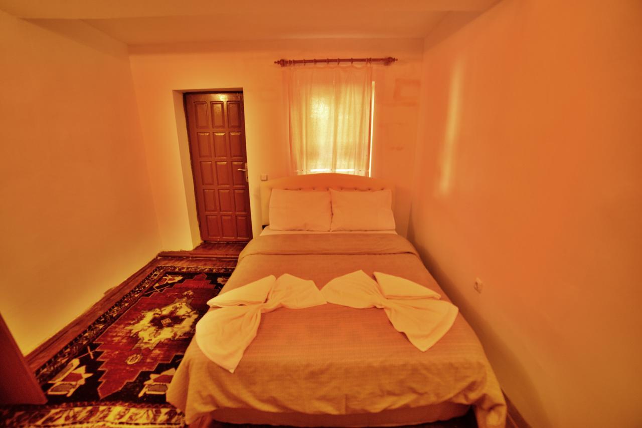 גורמה Cave Seasons Deluxe Hotel מראה חיצוני תמונה