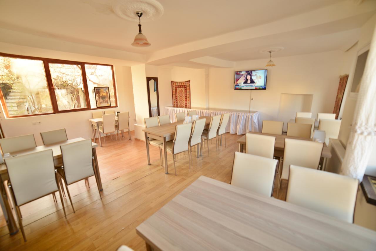 גורמה Cave Seasons Deluxe Hotel מראה חיצוני תמונה