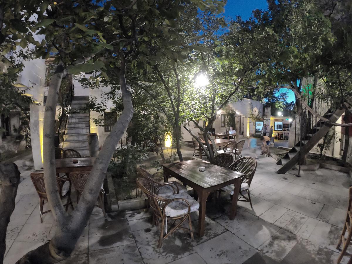 גורמה Cave Seasons Deluxe Hotel מראה חיצוני תמונה